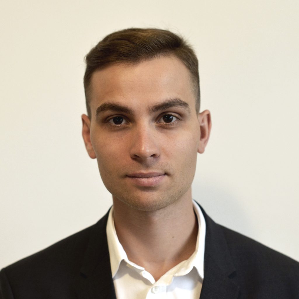 MACIEJ MAZURKIEWICZ,
REAL ESTATE TRANSACTION EXPERT AT SHARESPACE